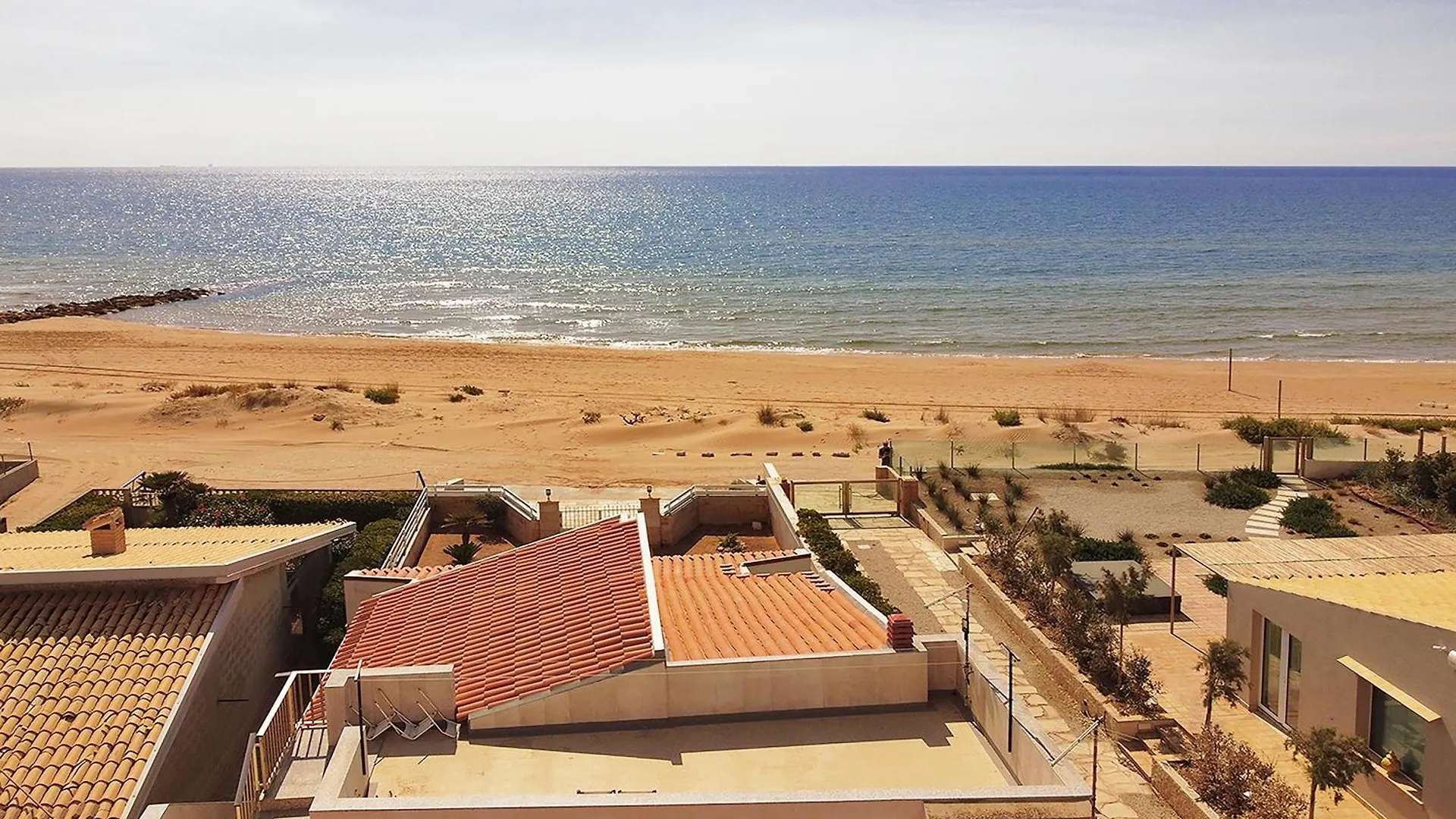 Casa Apara- Happy Rentals location